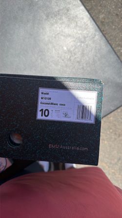 EMU Australia, size 10 boots