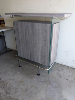 Free Standing Bar