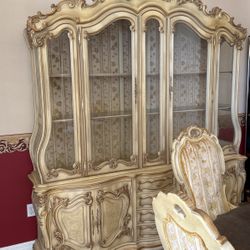 Beautiful Hutch And Dining Table