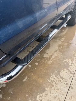 STEP SIDE FOR A GMC DENALI