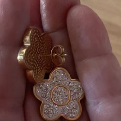 Earrings For Pierced ears. Rose Color. Matching Pendant On My Page. Tap My Picture 