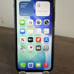 iPhone 11 - 64GB - Unlocked