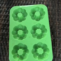 Manoa Bake Co. Mochi Donut Baking Molds Free