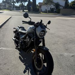 Honda Rebel 500 