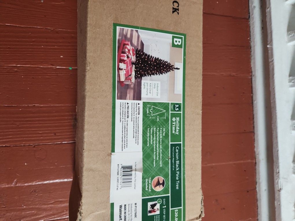 Prelit Mini Christmas Tree