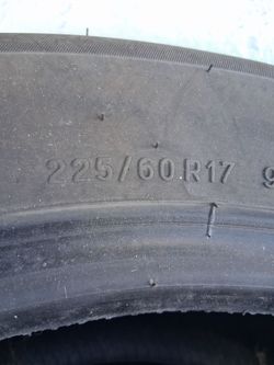 225/60 R17 Used Car Tire