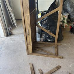 Yes, It’s Available. Free Desk With Broken Leg