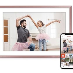 Brand New Digital Picture Frame!