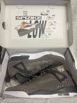 Size 8 Jordan Spizike Low Sneakers