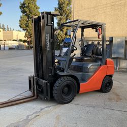 2019 Toyota Forklift 5000 LB MODEL# 8FGU25