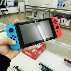 Nintendo Switch 