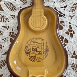 Vintage Ceramic Guitar Mississippi Ashtray 