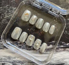 Handmade Press On Nails