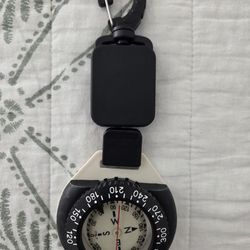 Glow in The Dark Retractor Dive Compass