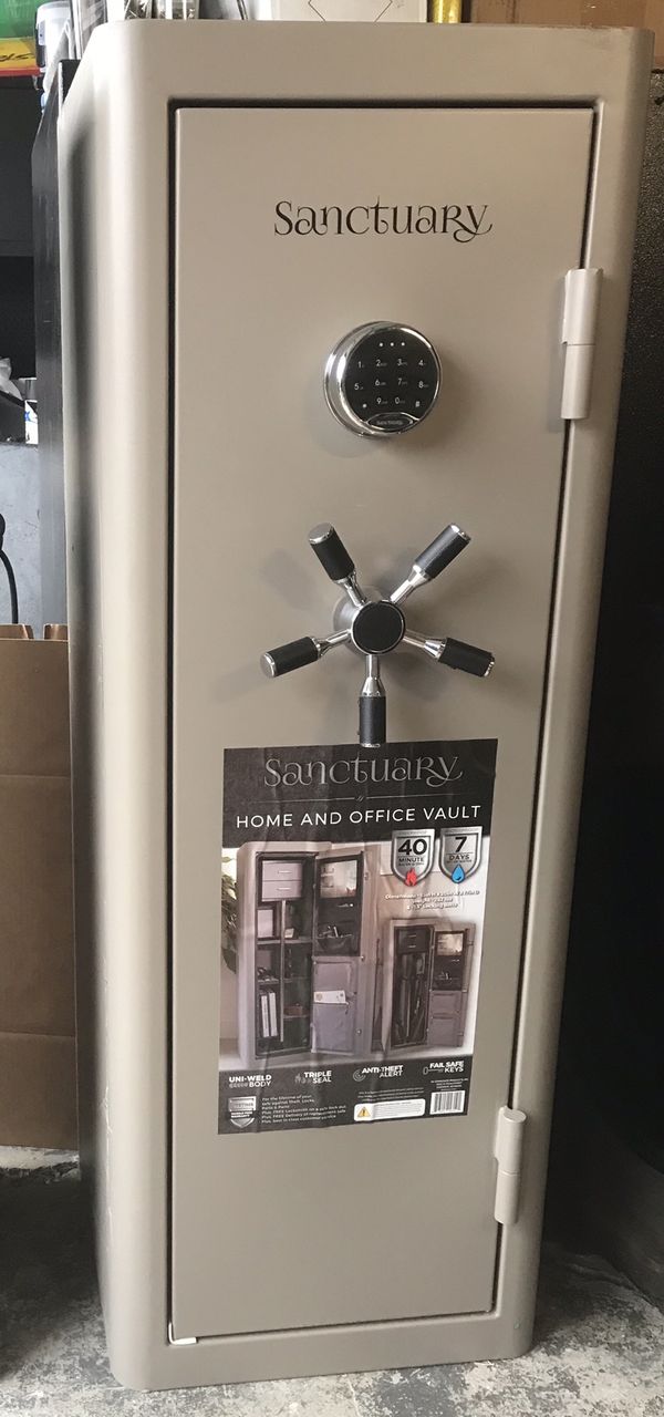 BRAND NEW SANCTUARY GUN SAFE VERY SOLID SAFE for Sale in Spring Valley