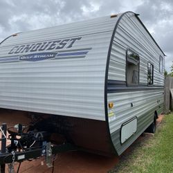 2021 Gulf Stream Super Lite 199DD