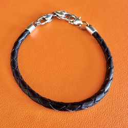 Brahman Women’s Braided Bracelet 