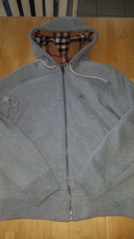 Mens Burberry hoodie 100%authentic size small