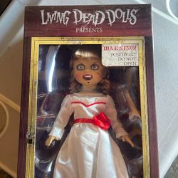 Living Dead Dolls 