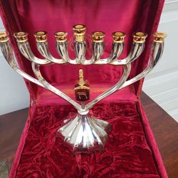 Musical  Menorah 