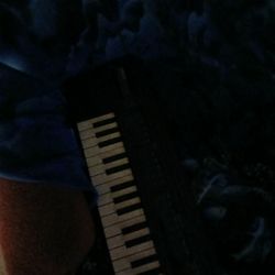 Yamaha  Electric  Keyboard 
