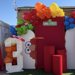 Elmo party decor, Elmo balloons, Elmo party decorations
