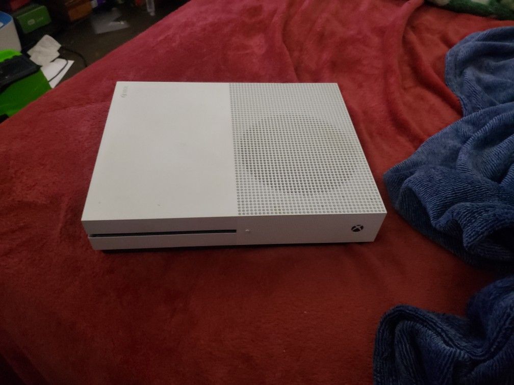 Xbox One S 1tb 