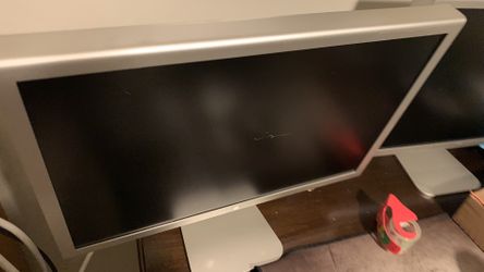 Apple cinema hd display 23 inches