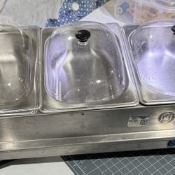 3 -pan Buffet Server
