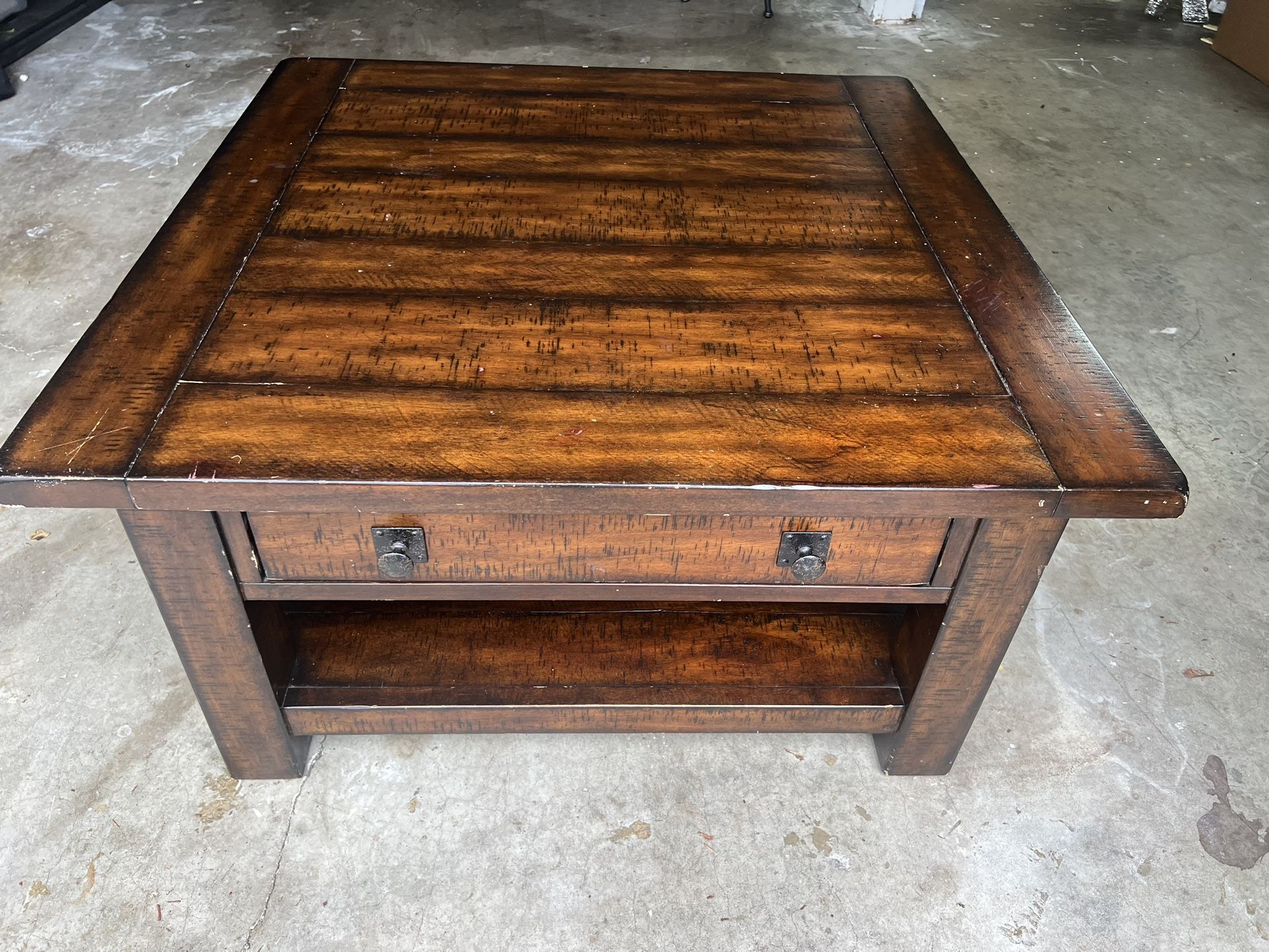 Pottery barn Coffee Table for Sale in Federal Way, WA OfferUp