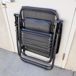 Brand New $40 Foldable Outdoor Patio Zero Gravity Recliner Lounge Chair, Adjustable Headrest, Textilene Mesh