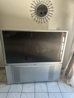 Hitachi TV