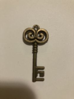 Keys Decor/crafts 85 Pieces