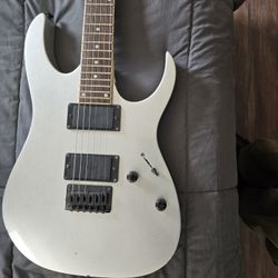 🎸 Ibanez GIO Electric Guitar – Very Good Condition! 🎸