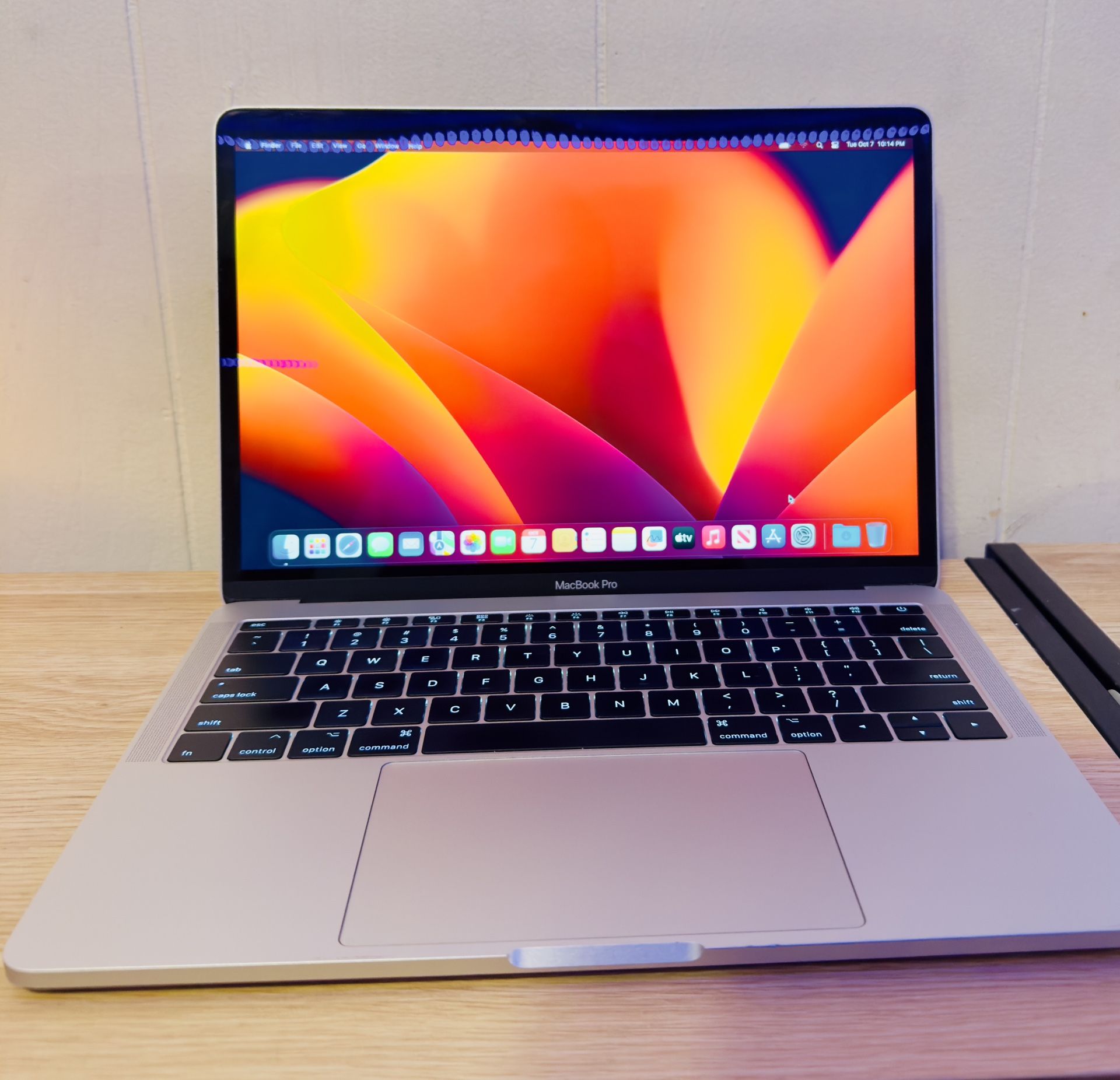 ✅ MacBook Pro 13” - Works Great! Only $210 – Student Friendly 💼