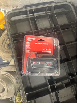 Milwaukee m18 5.0 battery