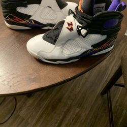 Retro 8s Sz 10