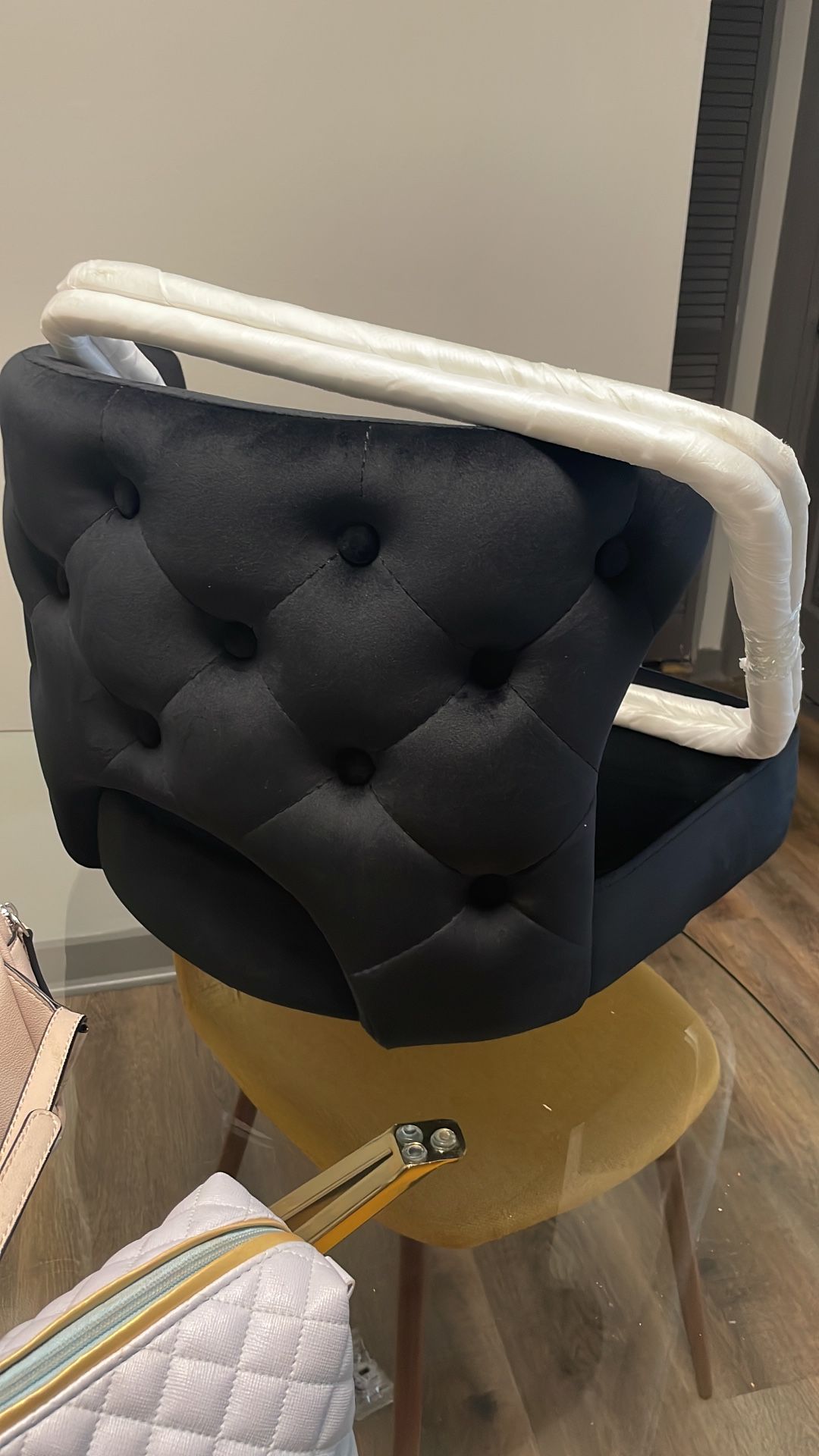 Set Of 2 Bar Stools Brand New