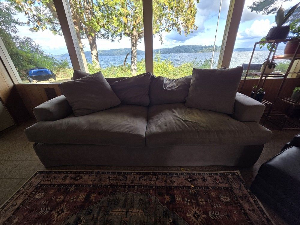Couch Gray