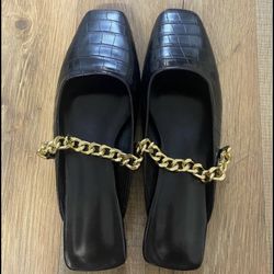 Chain Decor Croc Embossed Flat Mules