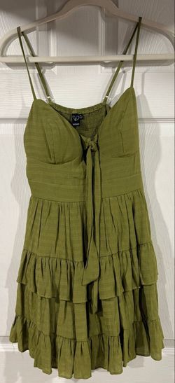 #94 Windsor gorgeous green dress