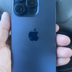 iPhone 15 Pro 