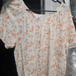 Womans  Bouse By Lauren Conrad 