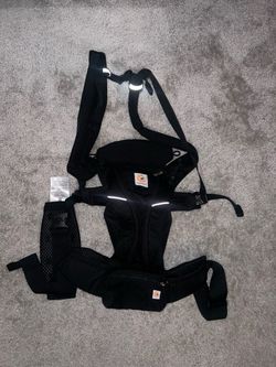 Ergobaby Omni 360 Cool Air Mesh Baby Carrier – Onyx Black | Like New
