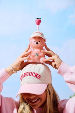 Bear cup pink Starbucks 30$
