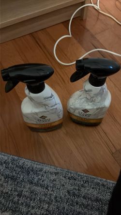 Free surface cleaners