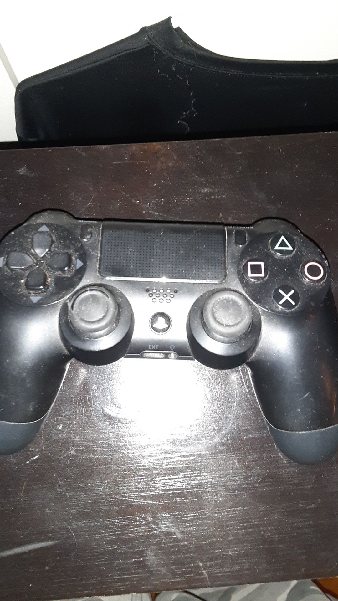 Ps4 controller just a little dusty but it works fine