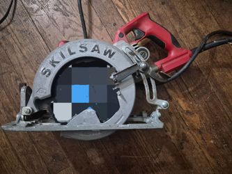 15 -Amp 7-1/4-in Worm Drive Circular saw