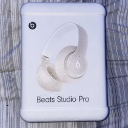 Beats Studio Pro