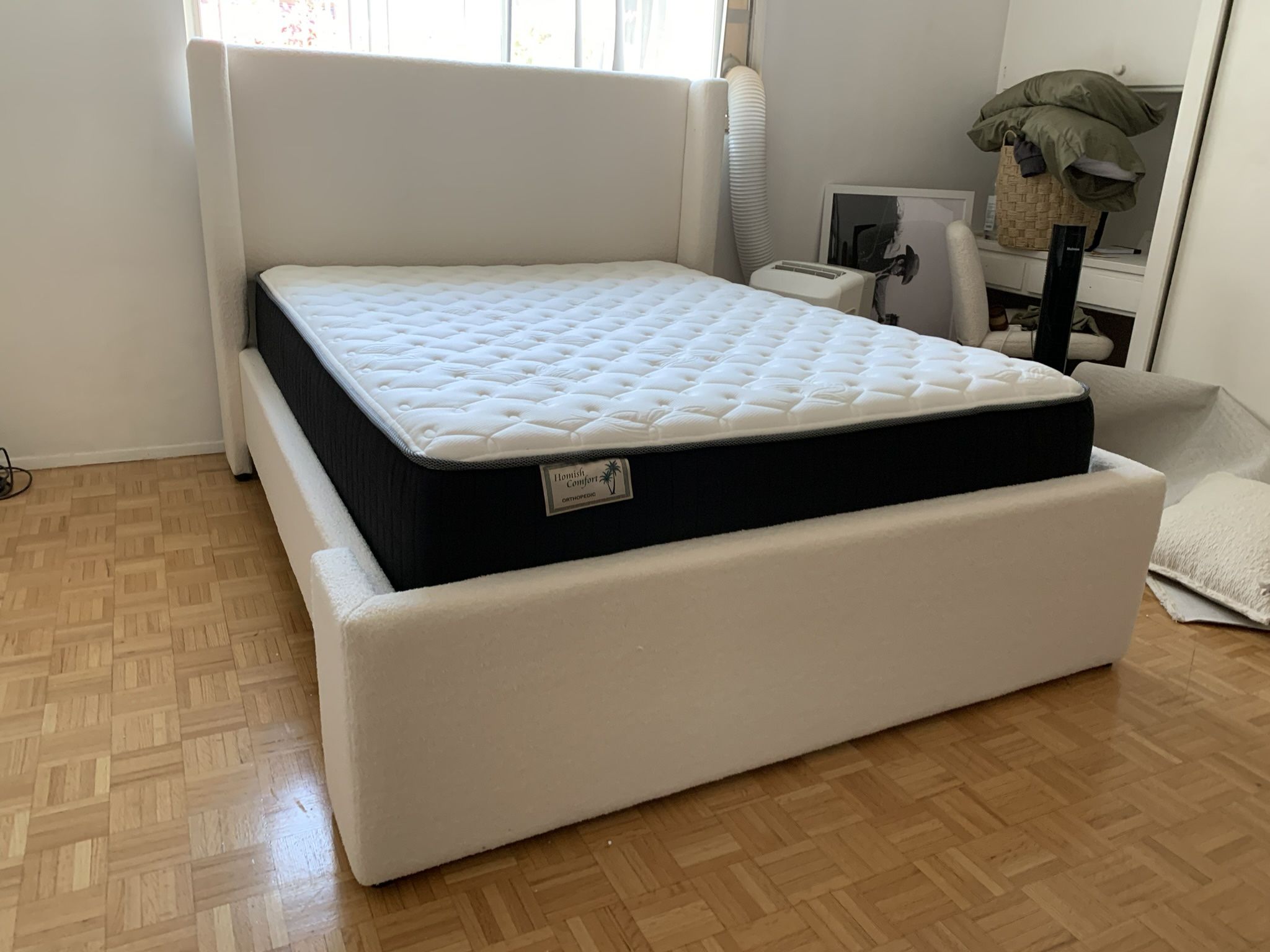 New In Box Queen Or King Bed Frame With Mattress (read description below),New Products : American Fashion Style Bags On Sale
